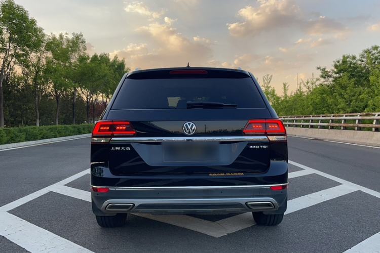 Used Volkswagen Teramont 2017 330TSI Two-Wheel-Drive Luxury Edition Exterior 2