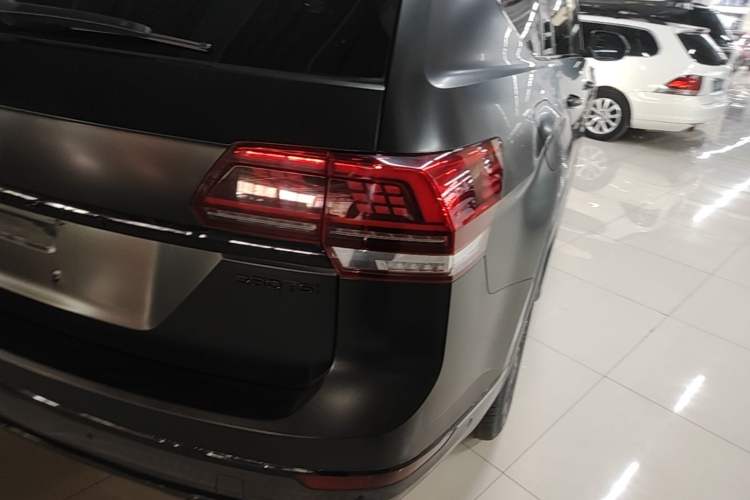 Used Volkswagen Teramont 2017 380TSI Four-Wheel Drive Luxury Edition Exterior 3