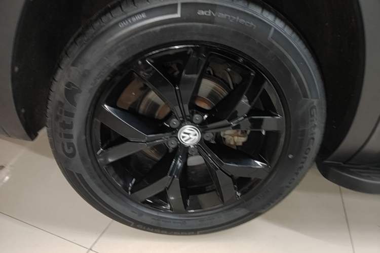 Used Volkswagen Teramont 2017 380TSI Four-Wheel Drive Luxury Edition Exterior 5