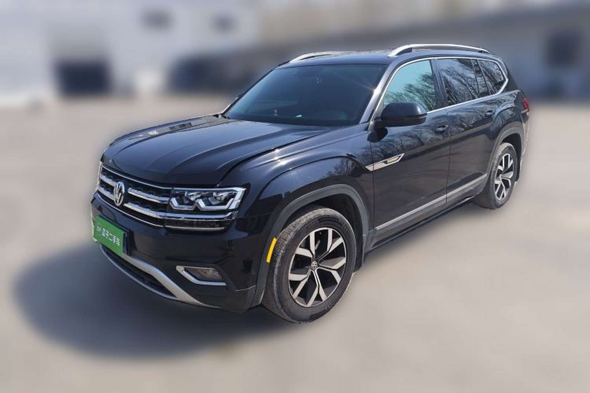 Used Volkswagen Teramont 2017 330TSI Two-Wheel-Drive Luxury Edition Front Left 45 Deg