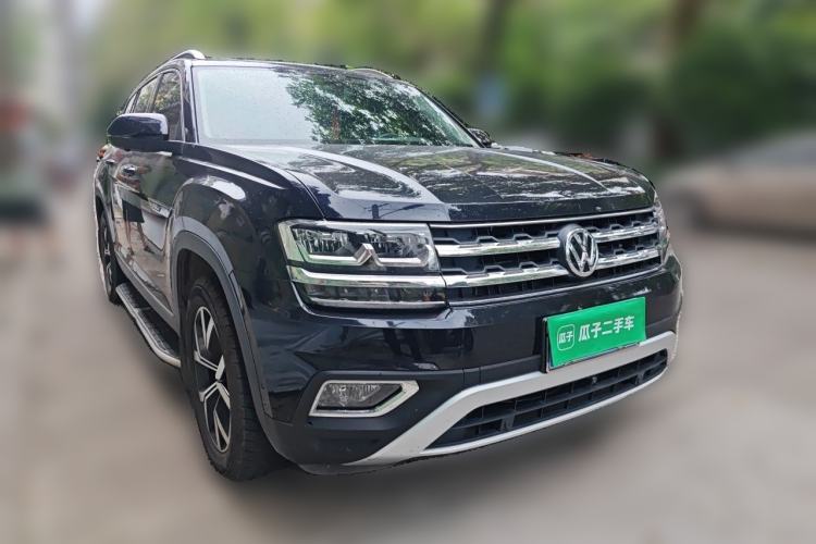 Used Volkswagen Teramont 2017 330TSI Two-Wheel-Drive Luxury Edition Front Right 45 Deg