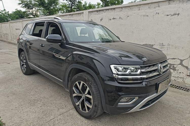 Used Volkswagen Teramont 2017 380TSI Four-Wheel Drive Luxury Edition Front Right 45 Deg