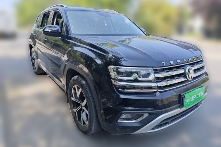 Used Volkswagen Teramont 2017 380TSI Four-Wheel Drive Luxury Edition Front Right 45 Deg