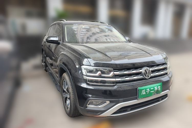 Used Volkswagen Teramont 2017 330TSI Two-Wheel-Drive Luxury Edition Front Right 45 Deg