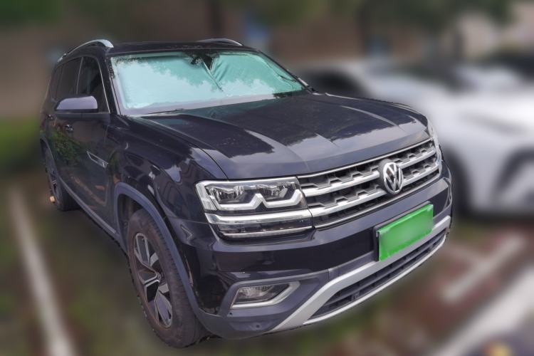 Used Volkswagen Teramont 2017 330TSI Two-Wheel-Drive Luxury Edition Front Right 45 Deg