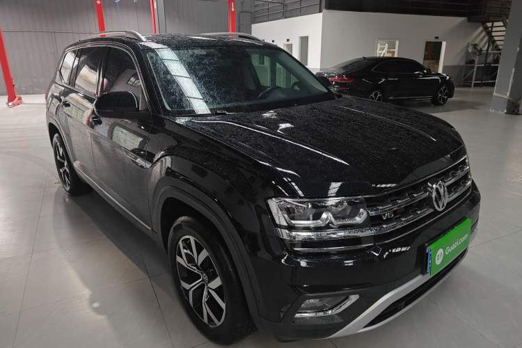 Used Volkswagen Teramont 2017 530 V6 Four-Wheel Drive Luxury Edition Front Right 45 Deg