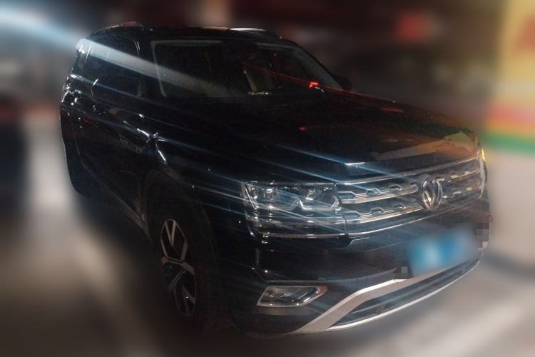 Used Volkswagen Teramont 2017 380TSI Four-Wheel Drive Luxury Edition Front Right 45 Deg