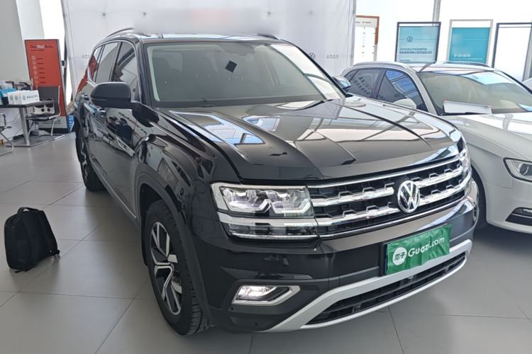 Used Volkswagen Teramont 2017 380TSI Four-Wheel Drive Luxury Edition Front Right 45 Deg