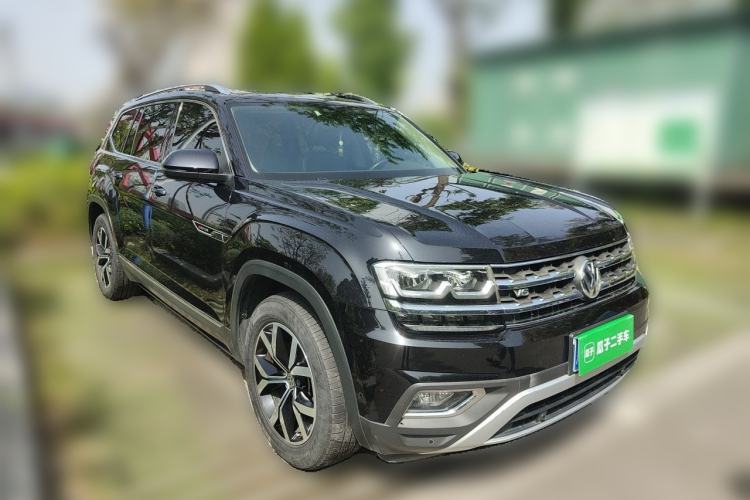 Used Volkswagen Teramont 2017 530 V6 Four-Wheel Drive Luxury Edition Front Right 45 Deg