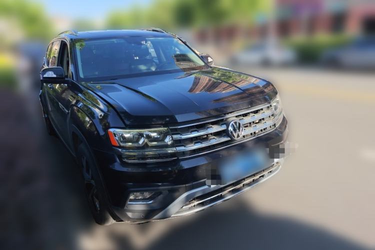 Used Volkswagen Teramont 2017 380TSI Four-Wheel Drive Luxury Edition Front Right 45 Deg