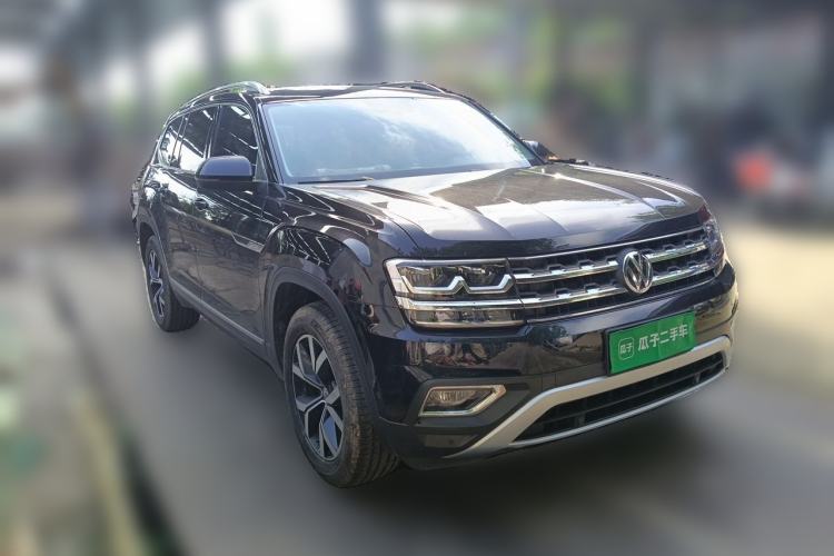 Used Volkswagen Teramont 2017 330TSI Two-Wheel-Drive Luxury Edition Front Right 45 Deg