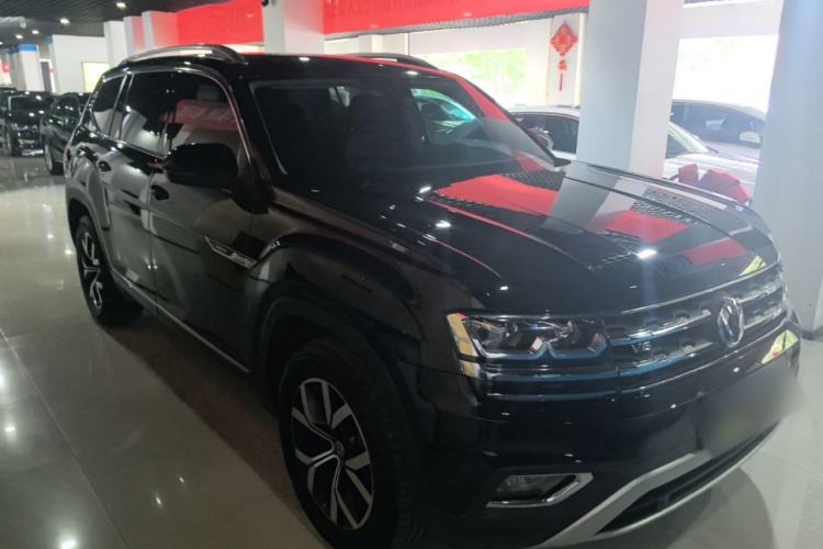 Used Volkswagen Teramont 2017 530 V6 Four-Wheel Drive Luxury Edition Front Right 45 Deg