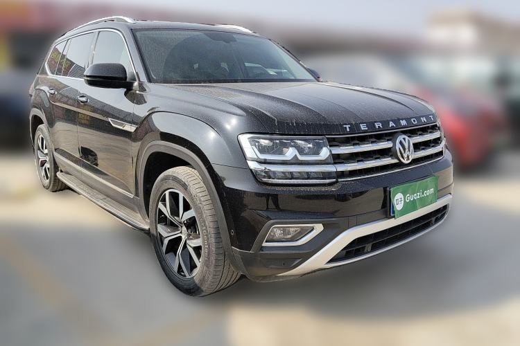 Used Volkswagen Teramont 2017 330TSI Two-Wheel-Drive Luxury Edition Front Right 45 Deg