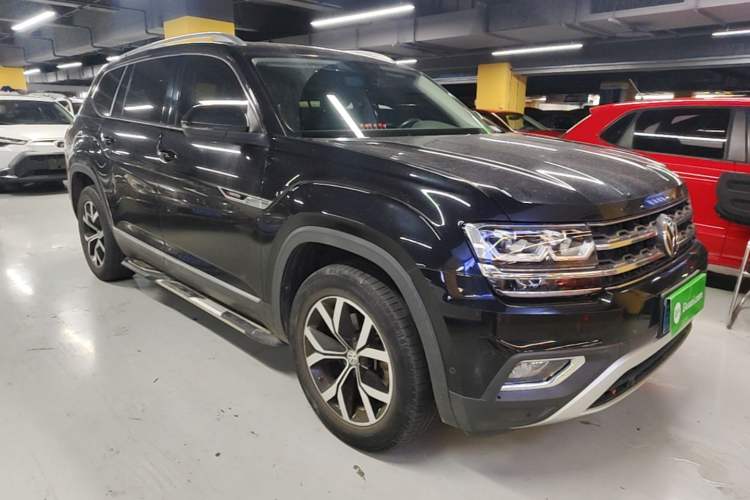 Used Volkswagen Teramont 2017 380TSI Four-Wheel Drive Luxury Edition Front Right 45 Deg