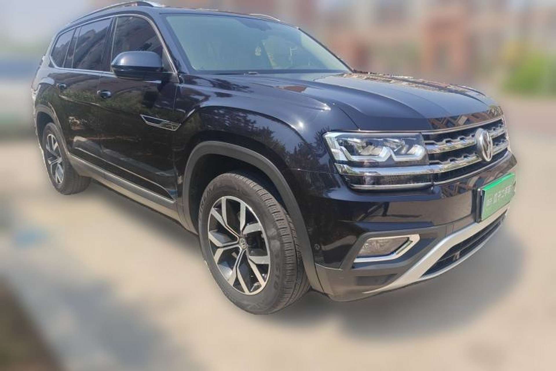Used Volkswagen Teramont 2017 330TSI Two-Wheel-Drive Luxury Edition Front Right 45 Deg