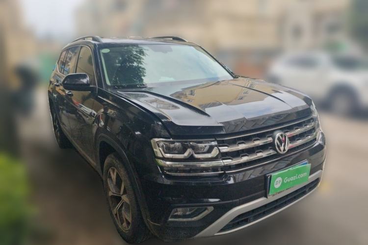 Used Volkswagen Teramont 2017 330TSI Two-Wheel-Drive Luxury Edition Front Right 45 Deg