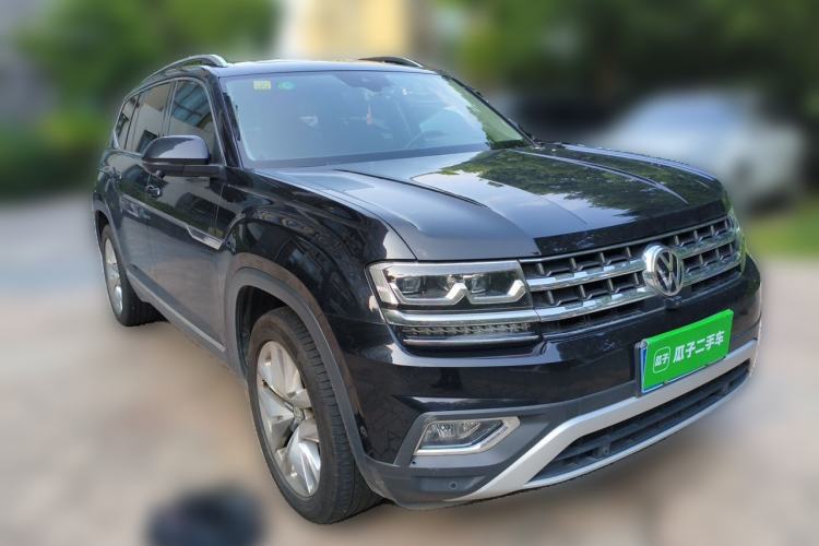 Used Volkswagen Teramont 2017 330TSI Two-Wheel-Drive Flagship Edition Front Right 45 Deg