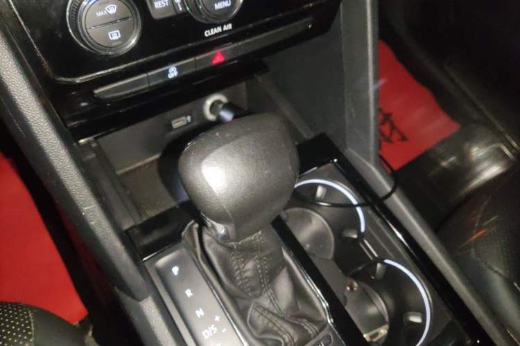 Used Volkswagen Teramont 2017 380TSI Four-Wheel Drive Luxury Edition Gear Lever