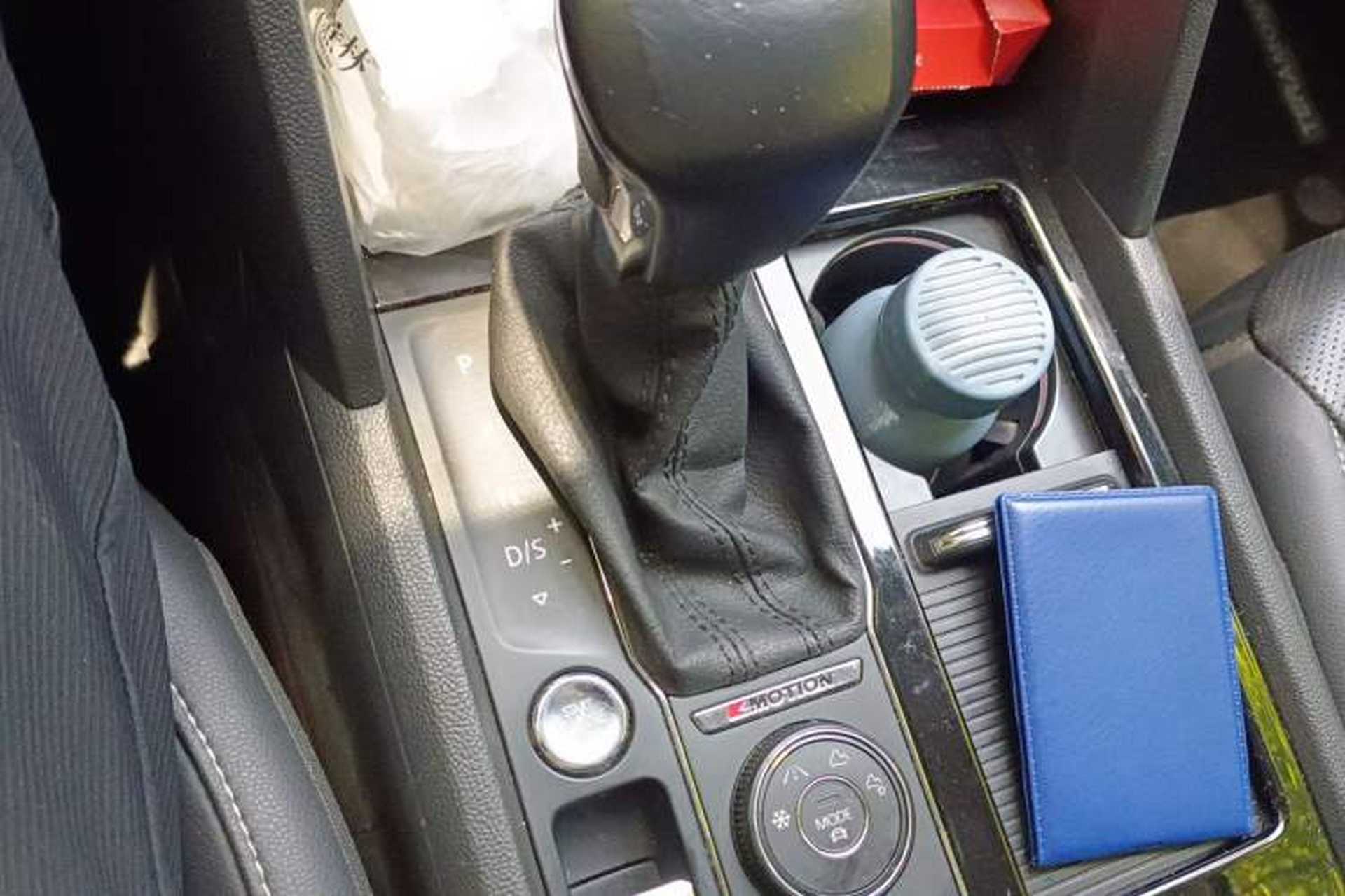 Used Volkswagen Teramont 2017 380TSI Four-Wheel Drive Luxury Edition Gear Lever