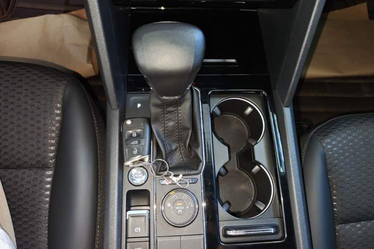 Used Volkswagen Teramont 2017 380TSI Four-Wheel Drive Comfort Edition Gear Lever