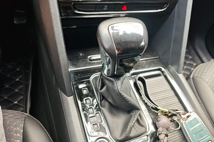 Used Volkswagen Teramont 2017 380TSI Four-Wheel Drive Comfort Edition Gear Lever