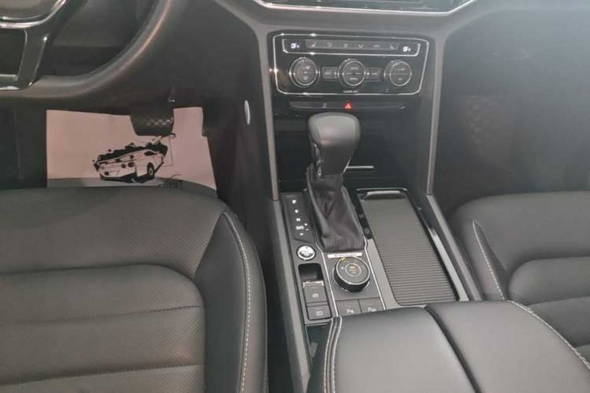 Used Volkswagen Teramont 2017 380TSI Four-Wheel Drive Luxury Edition Gear Lever