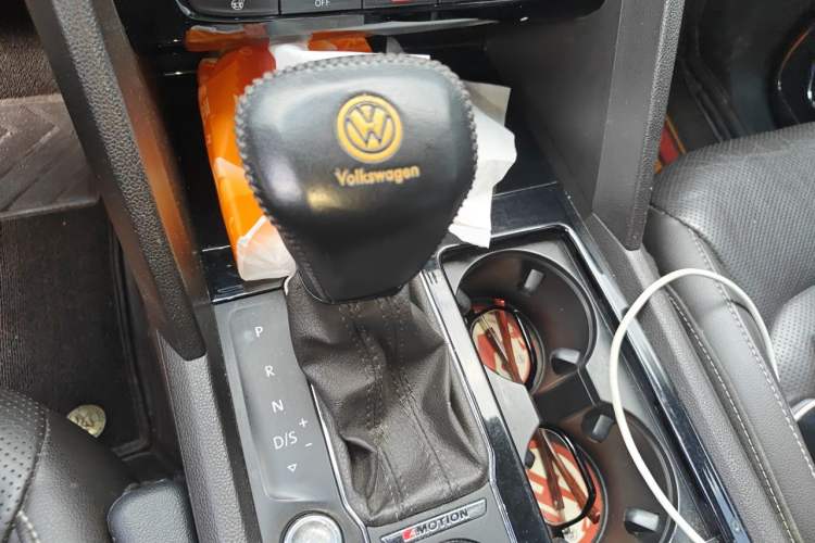 Used Volkswagen Teramont 2017 380TSI Four-Wheel Drive Flagship Edition Gear Lever