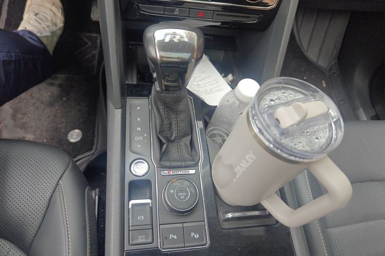 Used Volkswagen Teramont 2017 380TSI Four-Wheel Drive Luxury Edition Gear Lever