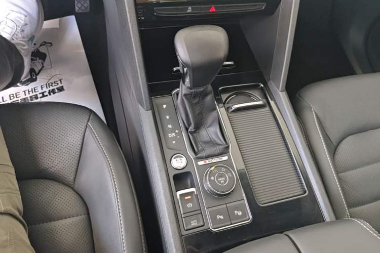Used Volkswagen Teramont 2017 380TSI Four-Wheel Drive Luxury Edition Gear Lever
