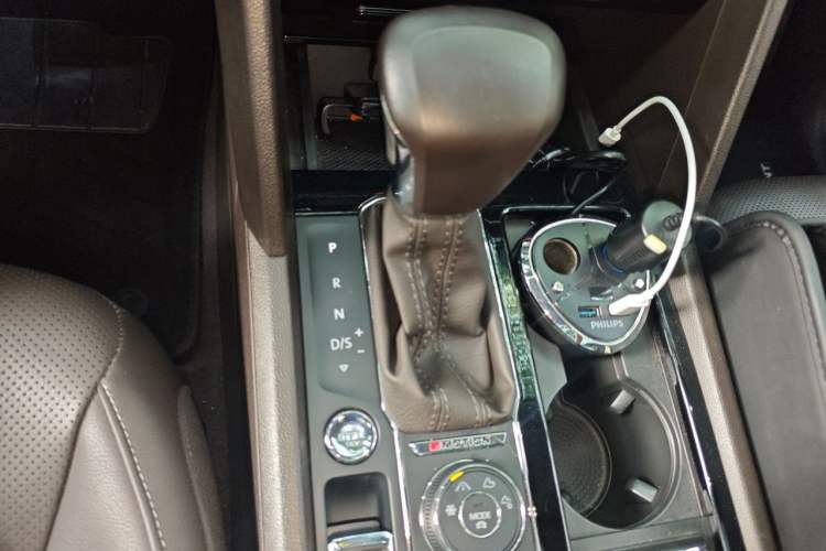 Used Volkswagen Teramont 2017 380TSI Four-Wheel Drive Luxury Edition Gear Lever