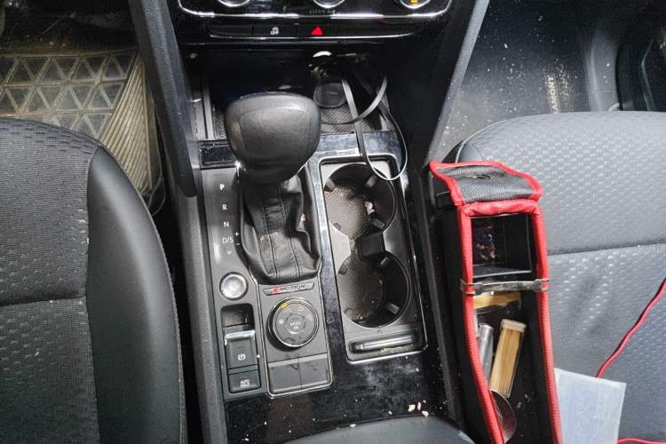 Used Volkswagen Teramont 2017 380TSI Four-Wheel Drive Comfort Edition Gear Lever
