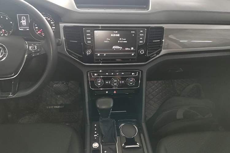 Used Volkswagen Teramont 2017 330TSI Two-Wheel-Drive Comfort Edition Gear Lever