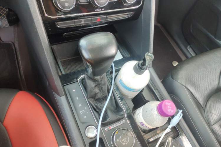 Used Volkswagen Teramont 2017 380TSI Four-Wheel Drive Luxury Edition Gear Lever
