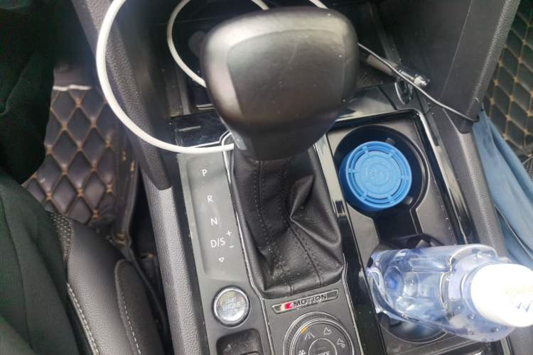 Used Volkswagen Teramont 2017 380TSI Four-Wheel Drive Luxury Edition Gear Lever