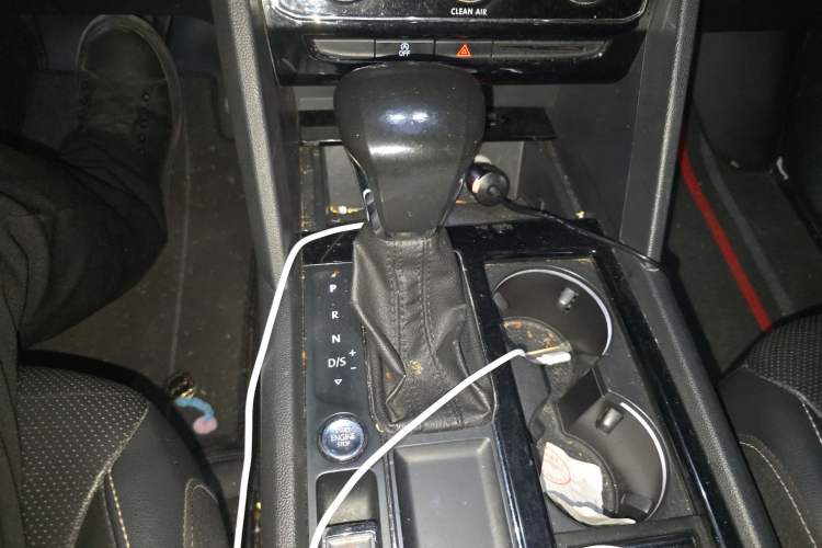 Used Volkswagen Teramont 2017 330TSI Two-Wheel-Drive Luxury Edition Gear Lever