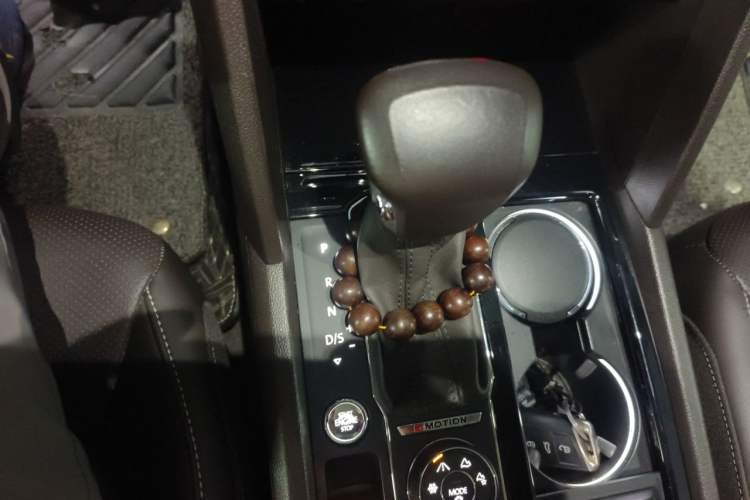 Used Volkswagen Teramont 2017 380TSI Four-Wheel Drive Luxury Edition Gear Lever