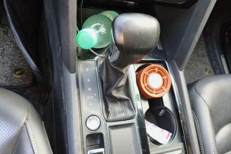 Used Volkswagen Teramont 2017 330TSI Two-Wheel-Drive Flagship Edition Gear Lever