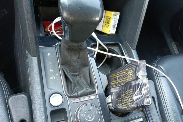 Used Volkswagen Teramont 2017 380TSI Four-Wheel Drive Comfort Edition Gear Lever