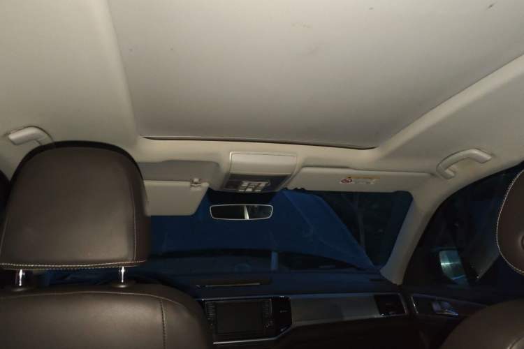Used Volkswagen Teramont 2017 330TSI Two-Wheel-Drive Luxury Edition Headliner