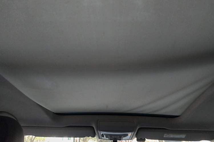 Used Volkswagen Teramont 2017 530 V6 Four-Wheel Drive Luxury Edition Headliner