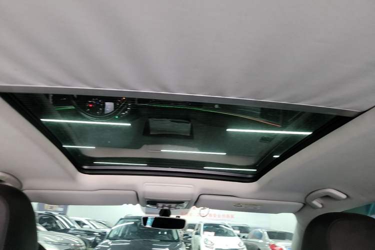 Used Volkswagen Teramont 2017 330TSI Two-Wheel-Drive Luxury Edition Headliner