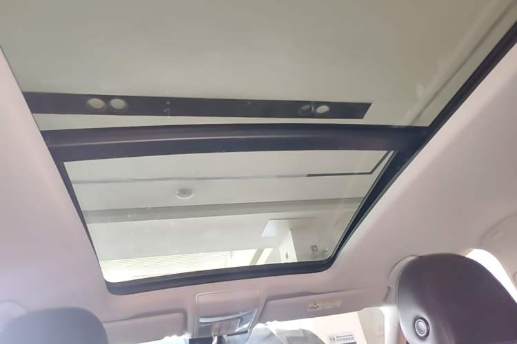 Used Volkswagen Teramont 2017 330TSI Two-Wheel-Drive Luxury Edition Headliner