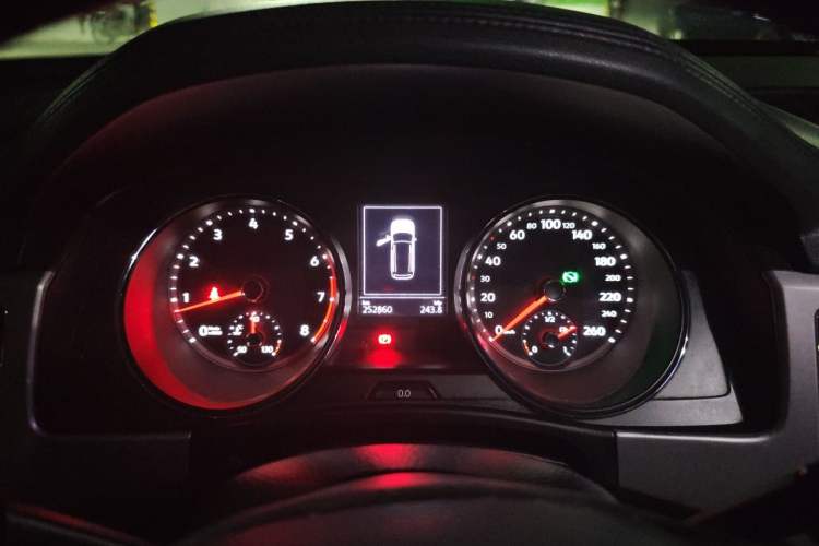 Used Volkswagen Teramont 2017 380TSI Four-Wheel Drive Luxury Edition Instrument Cluster