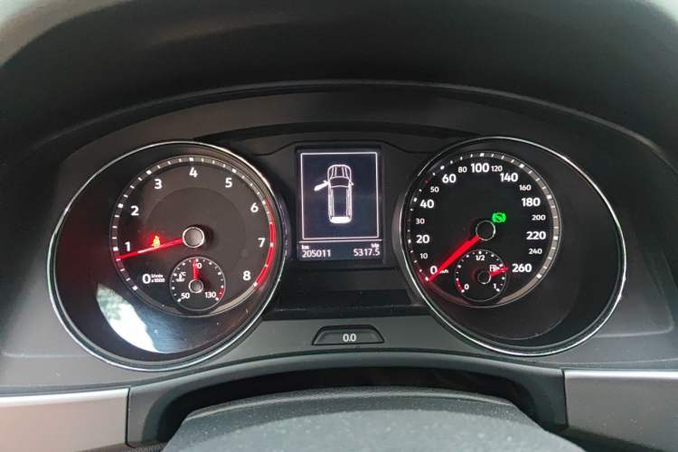 Used Volkswagen Teramont 2017 380TSI Four-Wheel Drive Comfort Edition Instrument Cluster