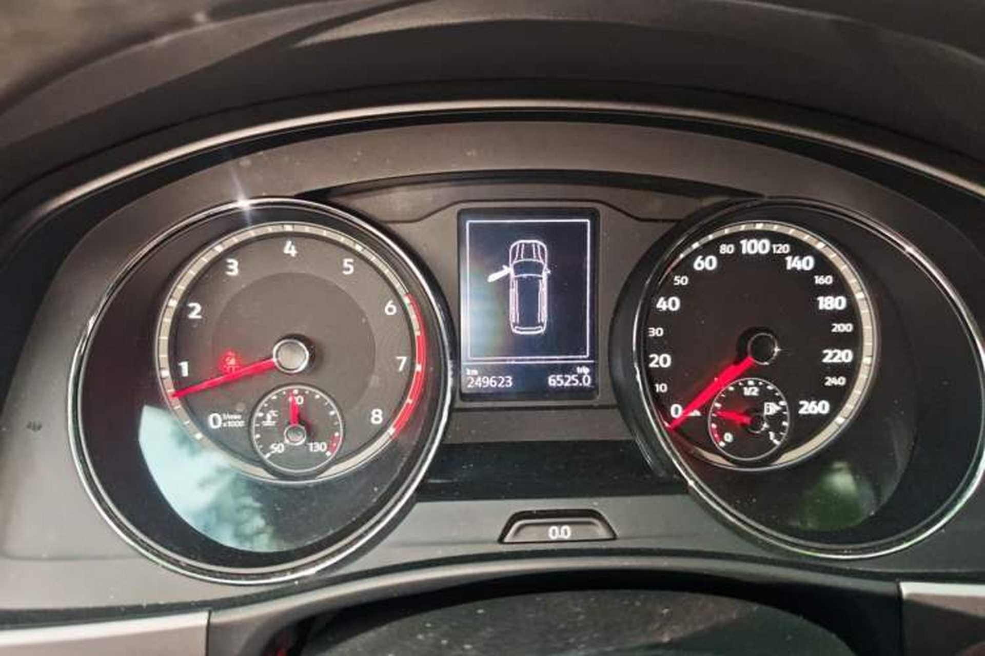 Used Volkswagen Teramont 2017 380TSI Four-Wheel Drive Comfort Edition Instrument Cluster