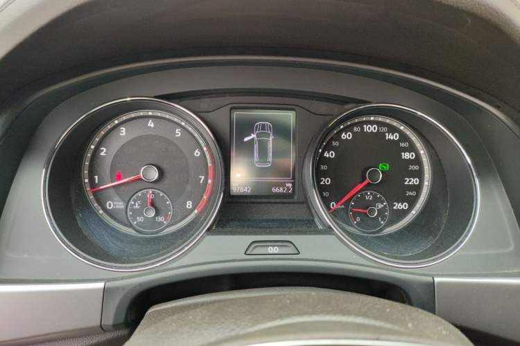 Used Volkswagen Teramont 2017 380TSI Four-Wheel Drive Luxury Edition Instrument Cluster