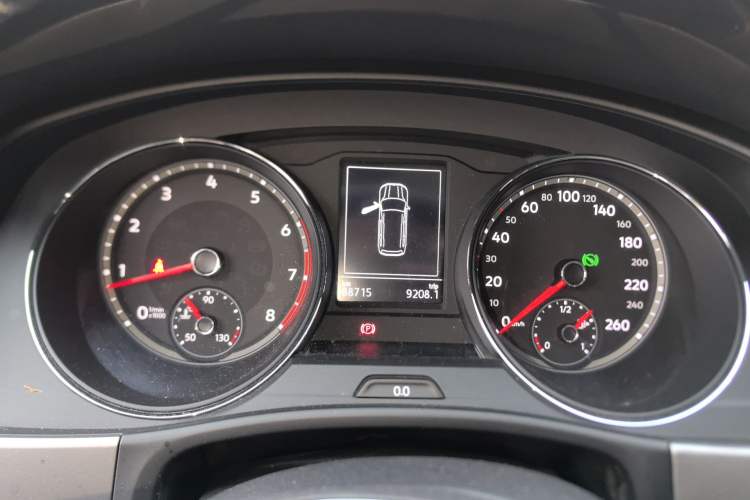 Used Volkswagen Teramont 2017 330TSI Two-Wheel-Drive Luxury Edition Instrument Cluster