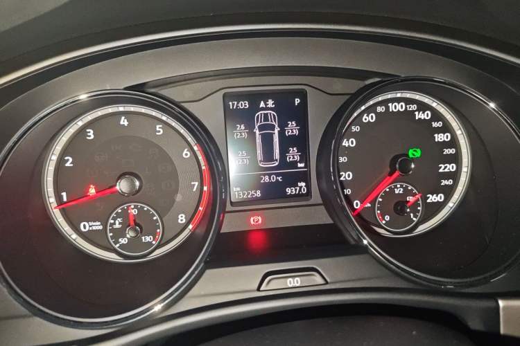 Used Volkswagen Teramont 2017 330TSI Two-Wheel-Drive Luxury Edition Instrument Cluster