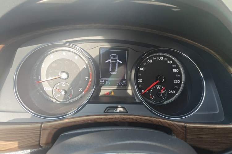 Used Volkswagen Teramont 2017 380TSI Four-Wheel Drive Comfort Edition Instrument Cluster