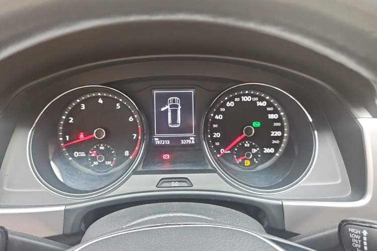 Used Volkswagen Teramont 2017 380TSI Four-Wheel Drive Luxury Edition Instrument Cluster